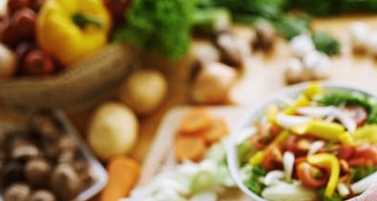 Diet Rendah Karbohidrat vs. Diet Rendah Lemak dalam Kesehatan dan Berat Badan