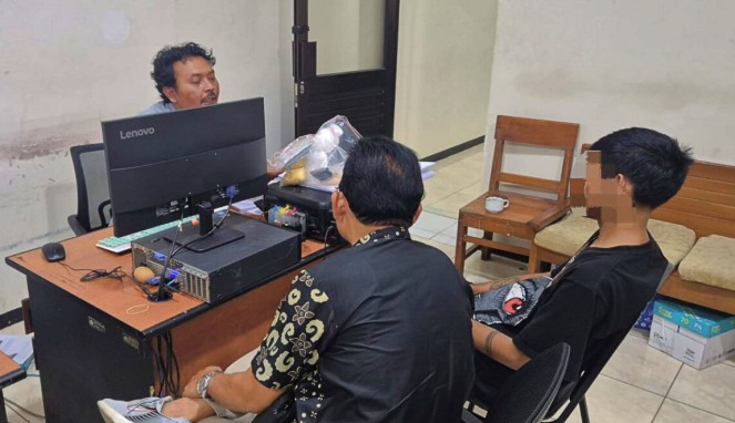 Interogasi Pemilik Narkoba di Purwokerto